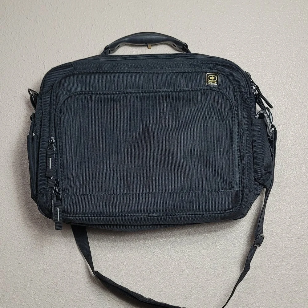 Charlotte Checkers OGIO Briefcase Shoulder Messenger Laptop Computer Black Bag